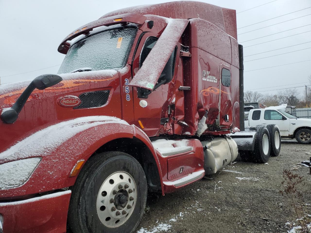 Lot #3274936497 2019 PETERBILT 579