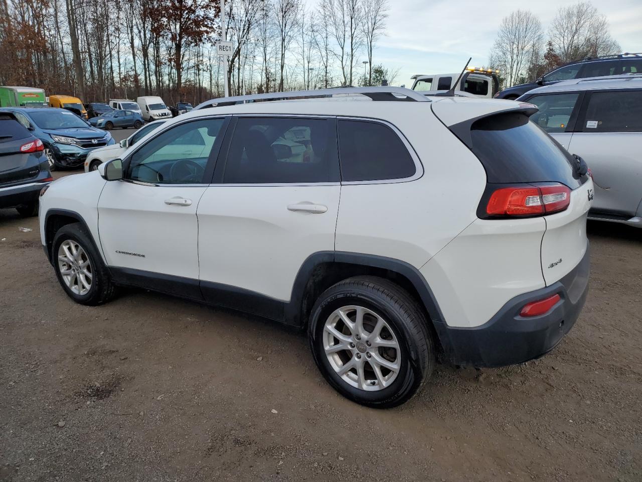 Lot #2977084261 2014 JEEP CHEROKEE L