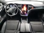 TESLA MODEL S photo