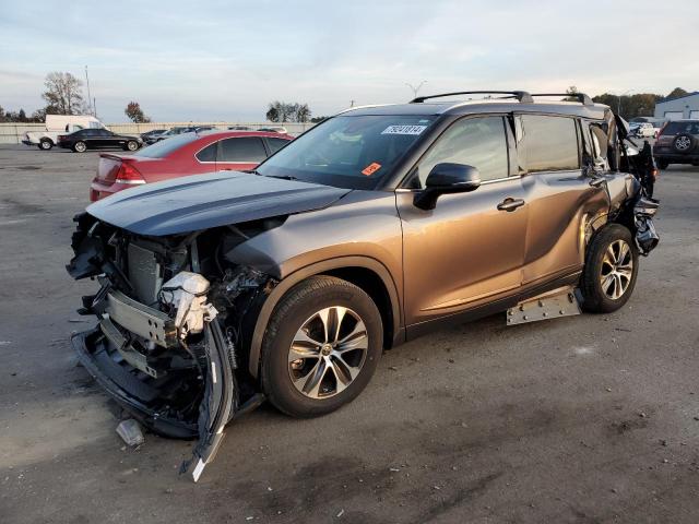 2022 TOYOTA HIGHLANDER - 5TDHZRAH5NS098495