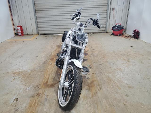 HARLEY-DAVIDSON FXDLI 2006 white  gas 1HD1GN1136K336094 photo #3