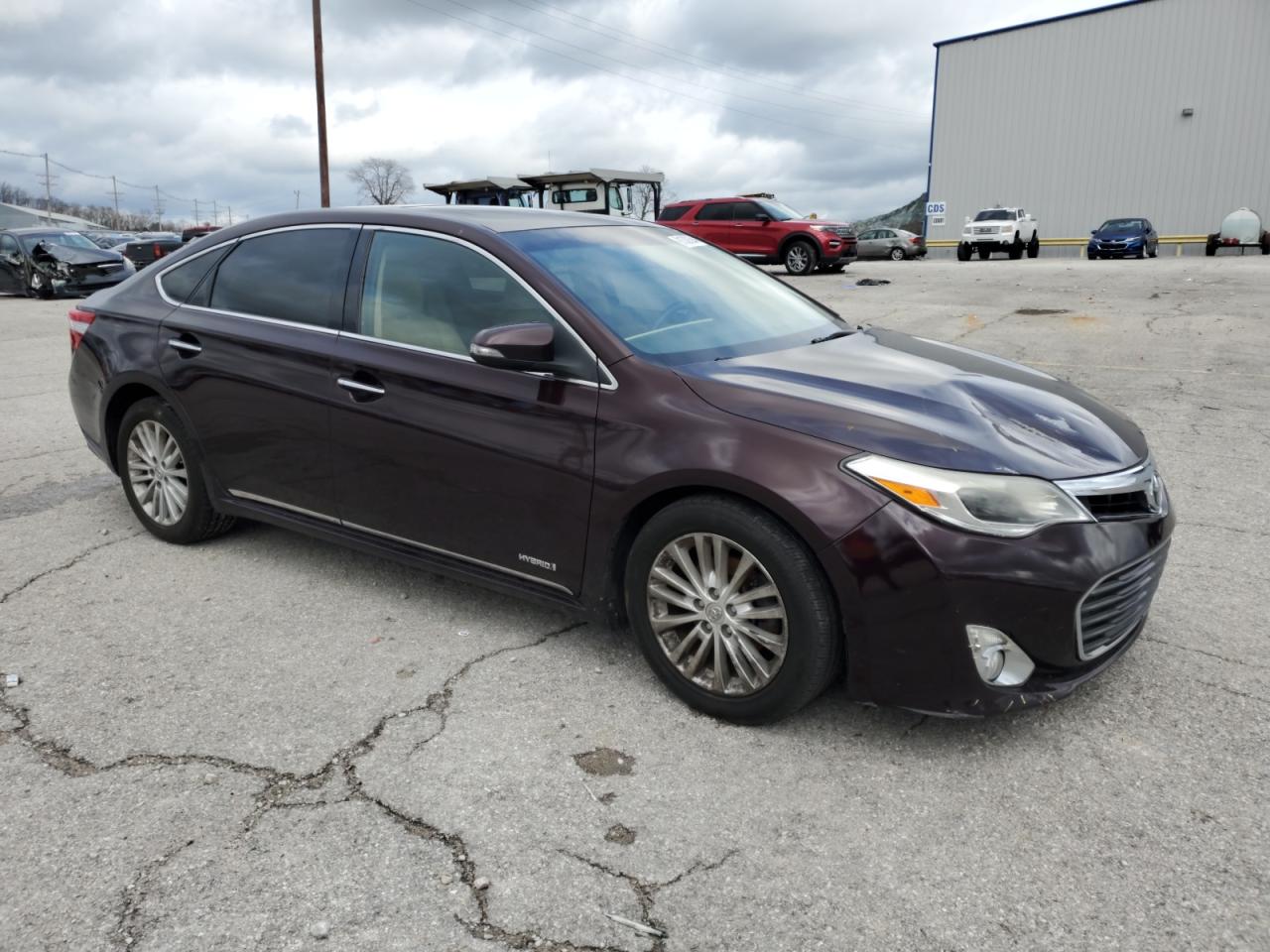 Lot #3004179912 2013 TOYOTA AVALON HYB