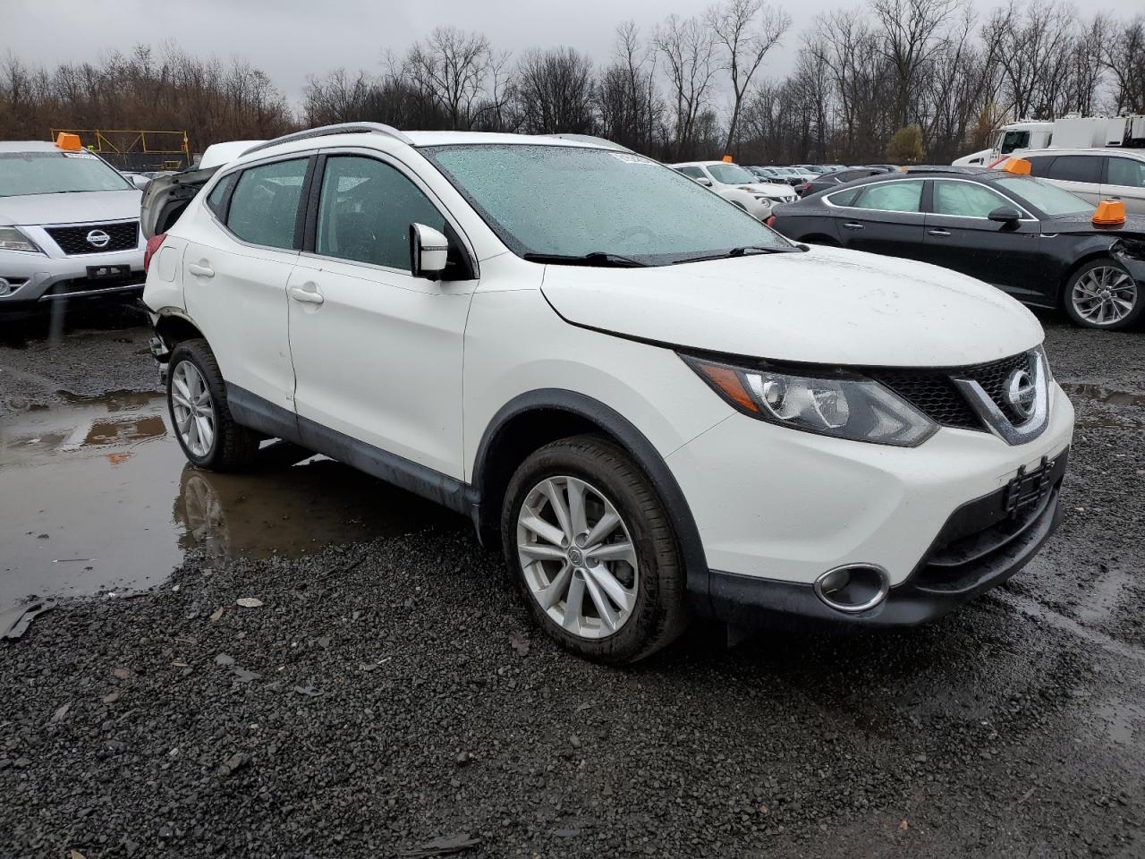 Lot #3033010020 2017 NISSAN ROGUE SPOR