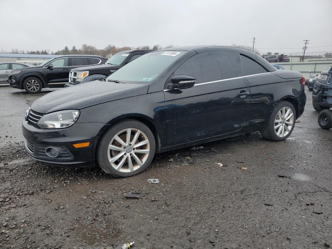 Lot #2993688174 2012 VOLKSWAGEN EOS KOMFOR