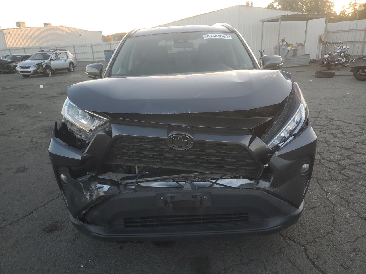 Lot #3030814504 2019 TOYOTA RAV4 XLE