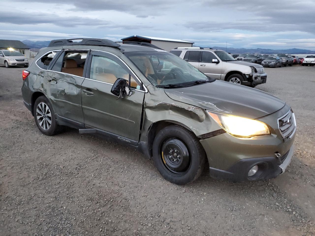 Lot #3004400728 2016 SUBARU OUTBACK 2.