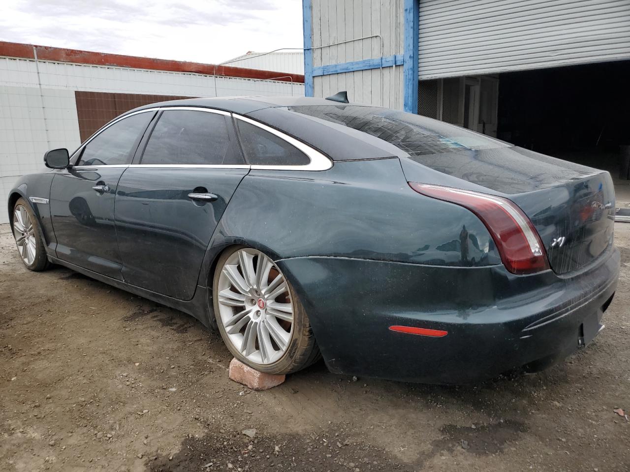 Lot #3020522174 2015 JAGUAR XJL PORTFO