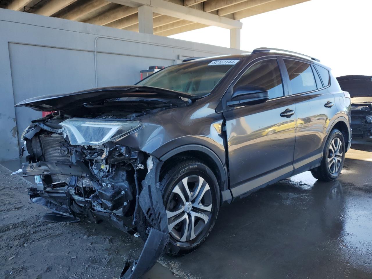 Lot #3029623071 2017 TOYOTA RAV4 LE