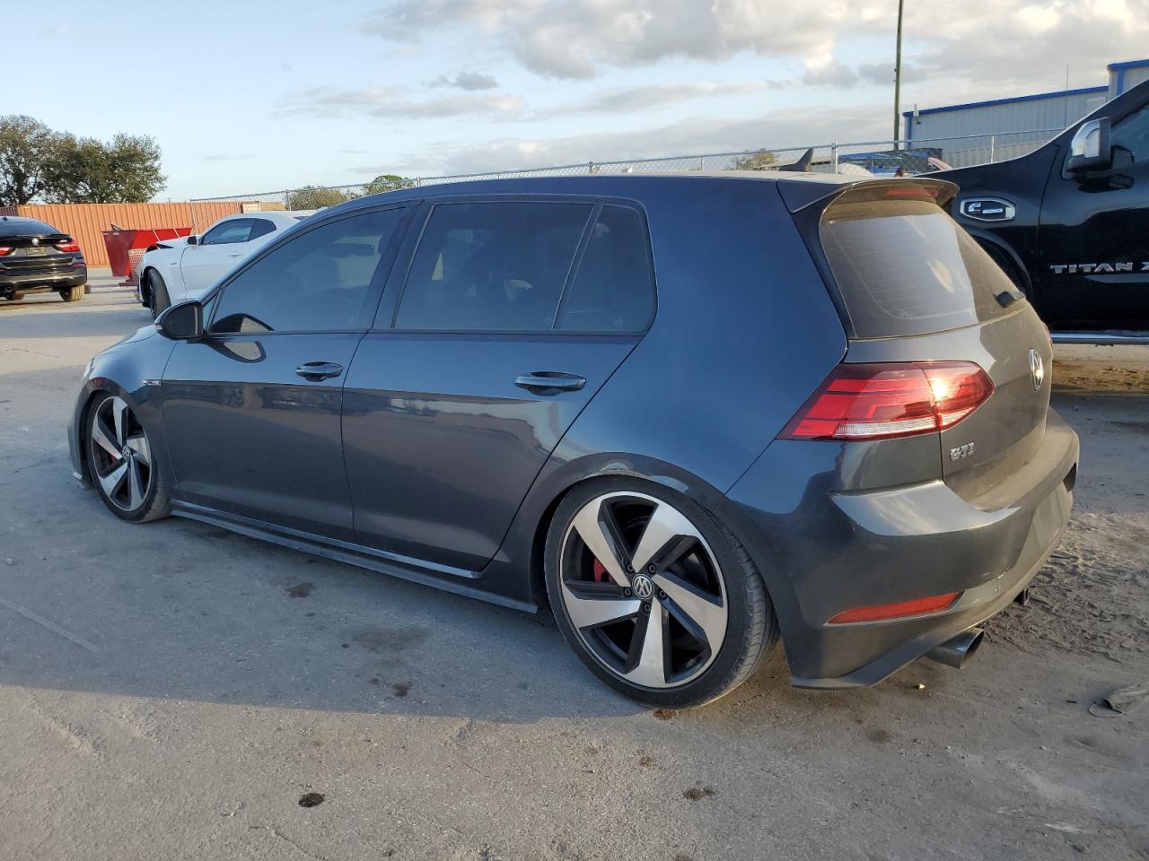 Lot #2995556625 2018 VOLKSWAGEN GTI S