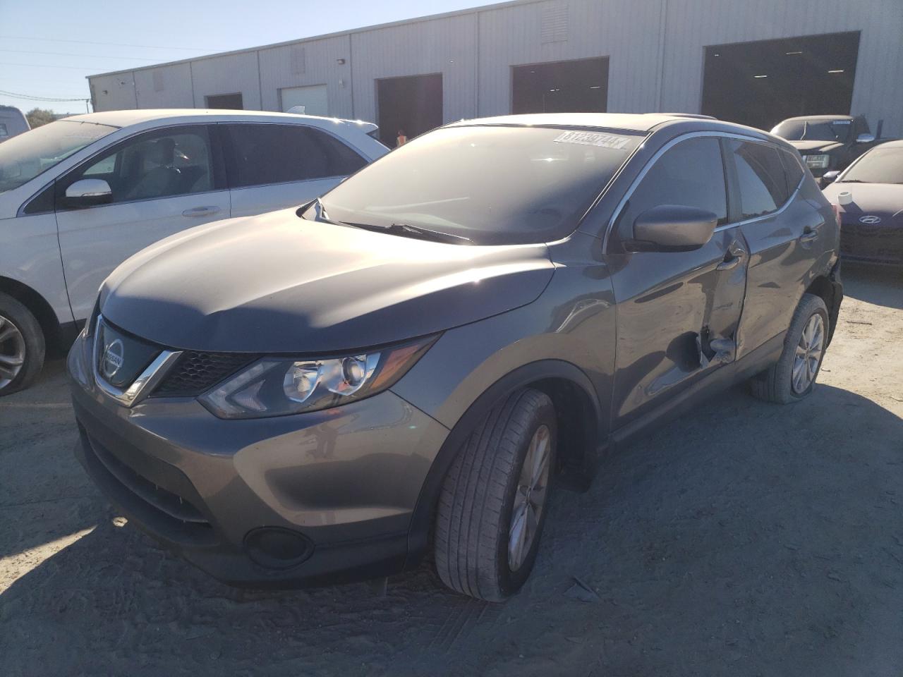 NISSAN ROGUE SPORT S