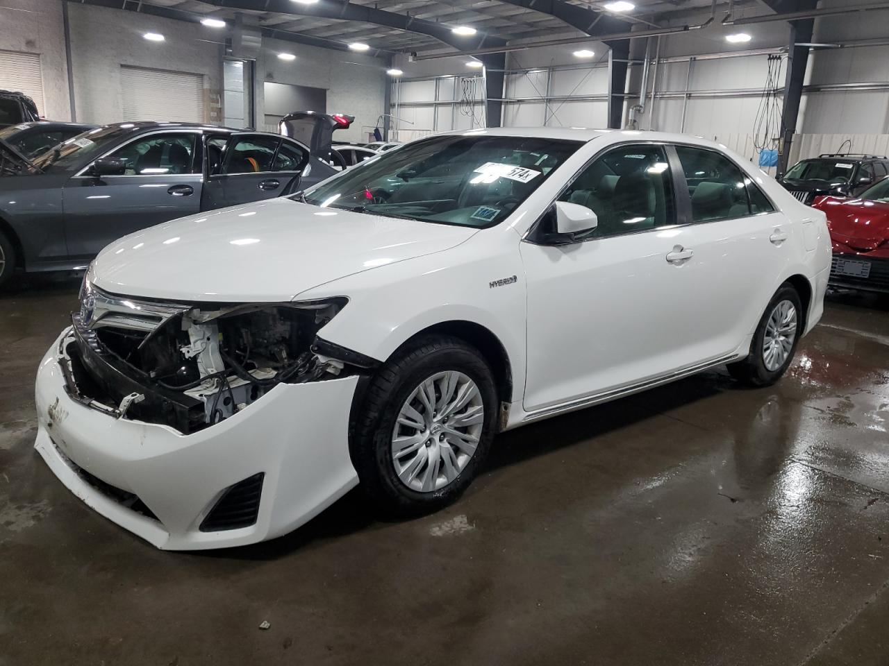 Lot #2986762241 2014 TOYOTA CAMRY HYBR