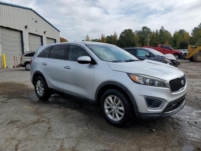 2016 KIA SORENTO LX - 5XYPG4A33GG052298