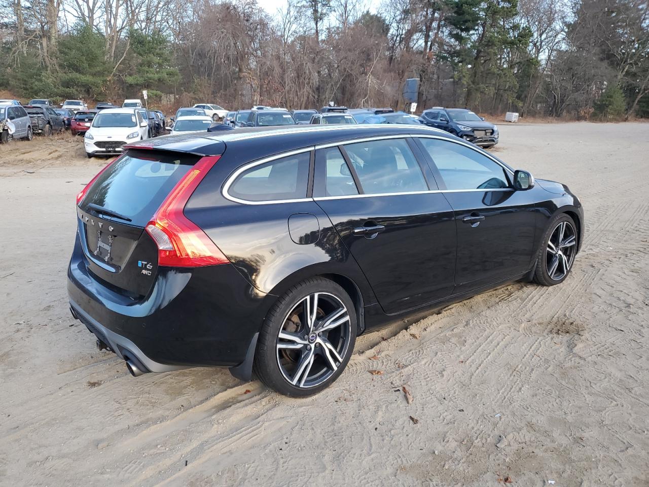 Lot #3024183798 2017 VOLVO V60 T6 R-D