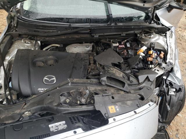 VIN 3MZBN1V32JM207066 2018 MAZDA 3 no.11