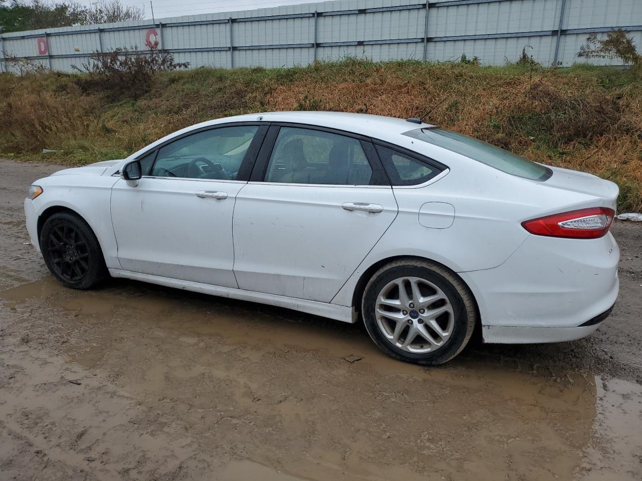 Lot #3033126991 2015 FORD FUSION SE