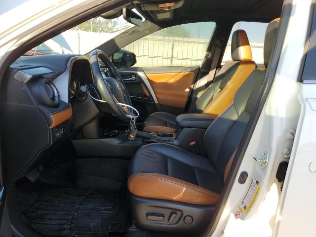 2018 TOYOTA RAV4 SE - JTMNFREV3JJ737590