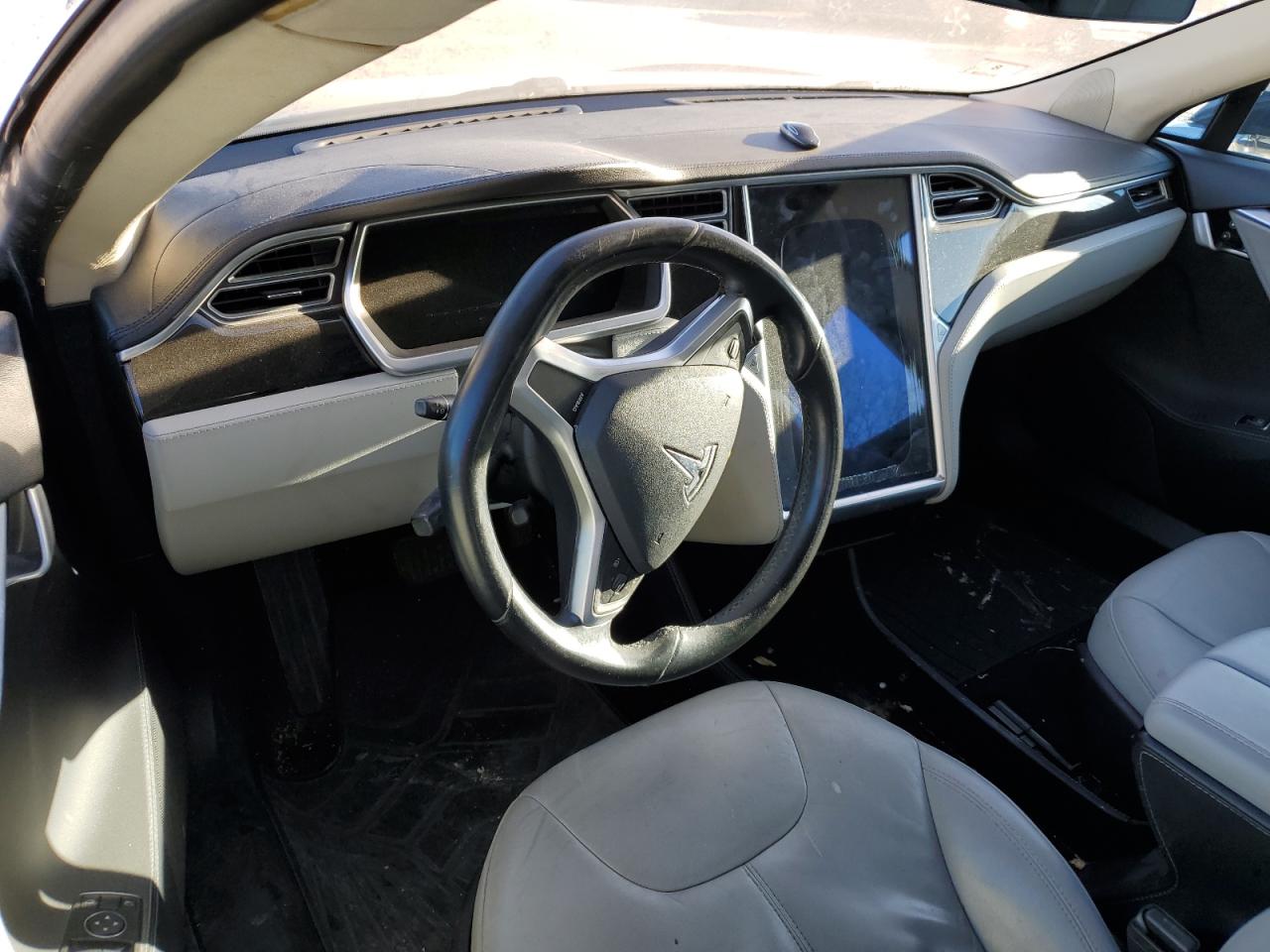 Lot #3034306111 2013 TESLA MODEL S