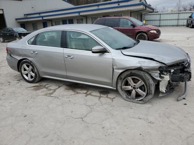 VIN 1VWBH7A36DC149159 2013 VOLKSWAGEN PASSAT no.4