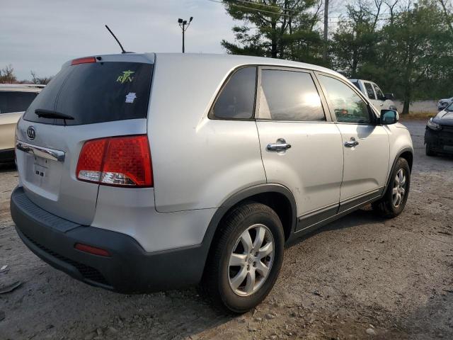 VIN 5XYKT4A12DG355704 2013 KIA SORENTO no.3