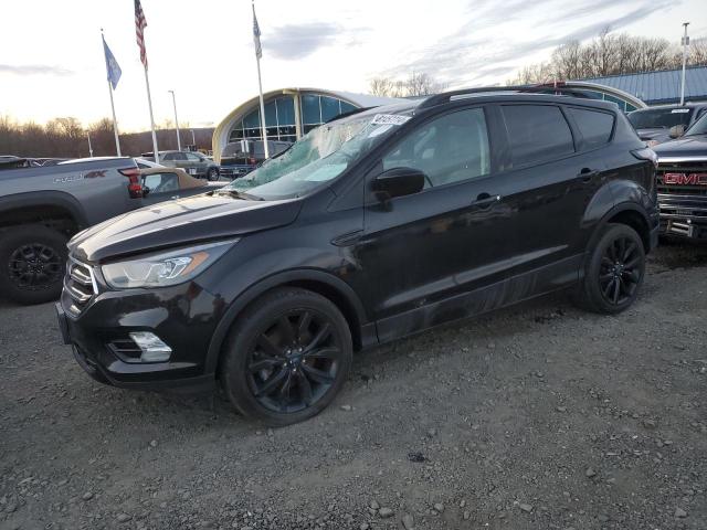 VIN 1FMCU9GD5HUD23703 2017 Ford Escape, SE no.1