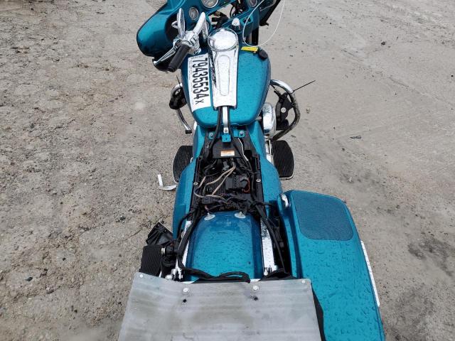 2010 HARLEY-DAVIDSON FLHTK - 1HD1KEM10AB610404