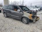 CHRYSLER TOWN & COU photo