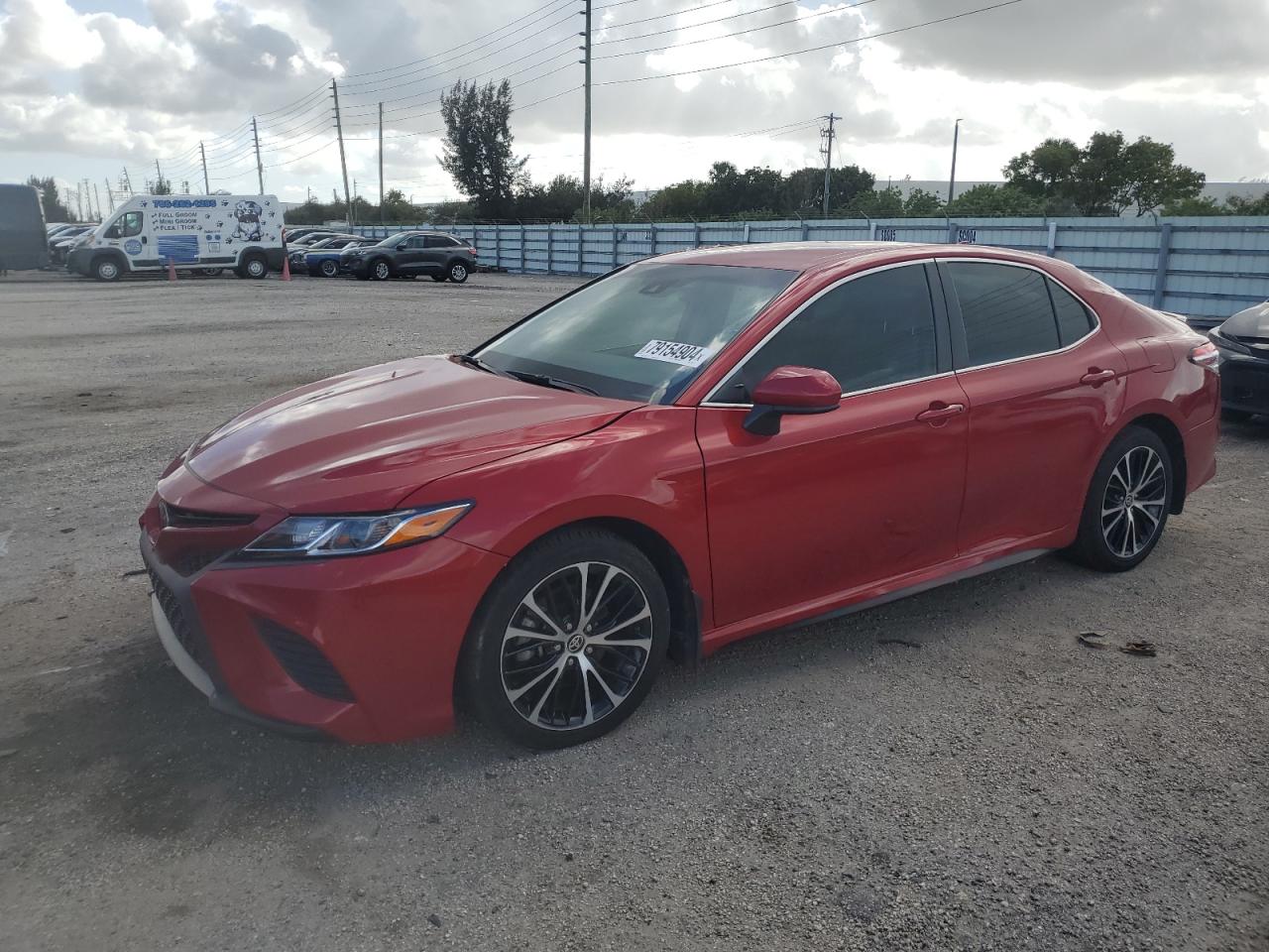 Lot #2956941914 2020 TOYOTA CAMRY SE