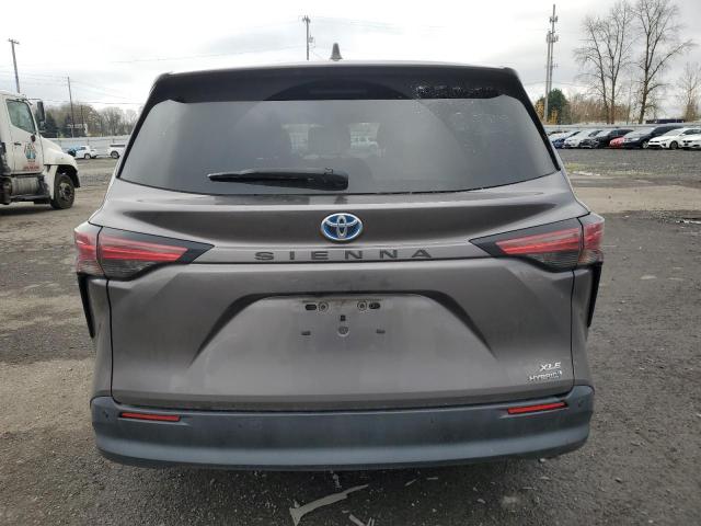 2021 TOYOTA SIENNA XLE - 5TDYRKEC6MS036009