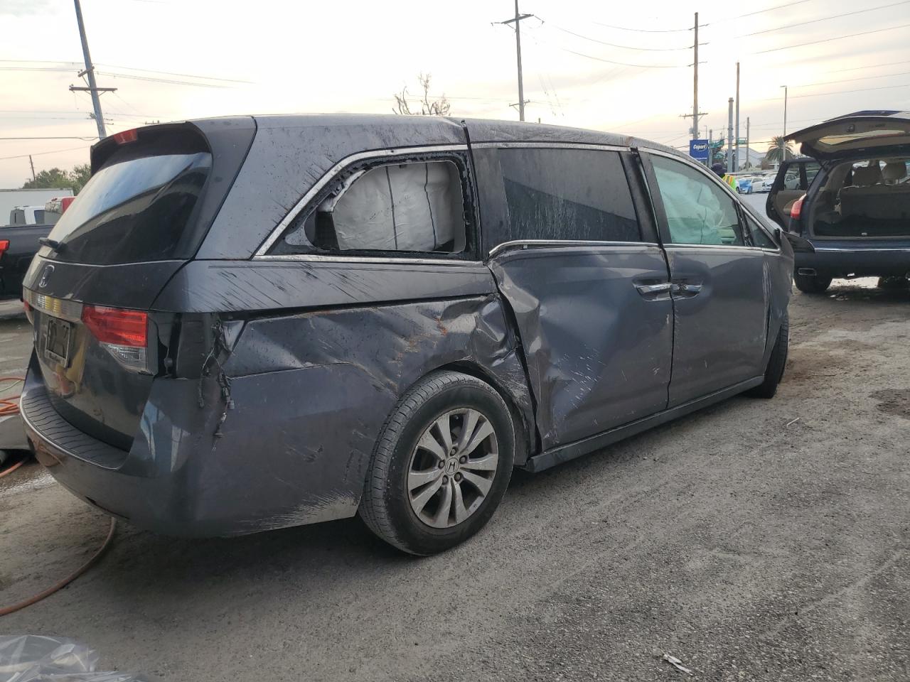 Lot #3029582077 2016 HONDA ODYSSEY EX