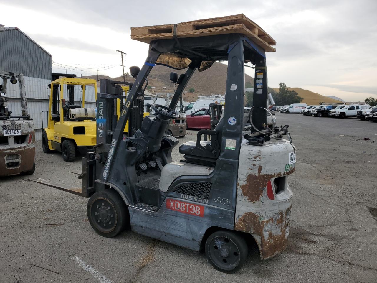 Lot #3020598981 2010 NISSAN FORKLIFT