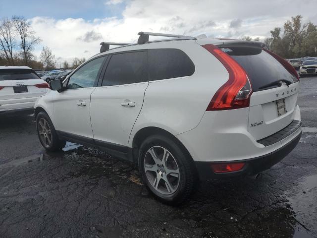 VOLVO XC60 T6 2013 white  gas YV4902DZXD2416060 photo #3