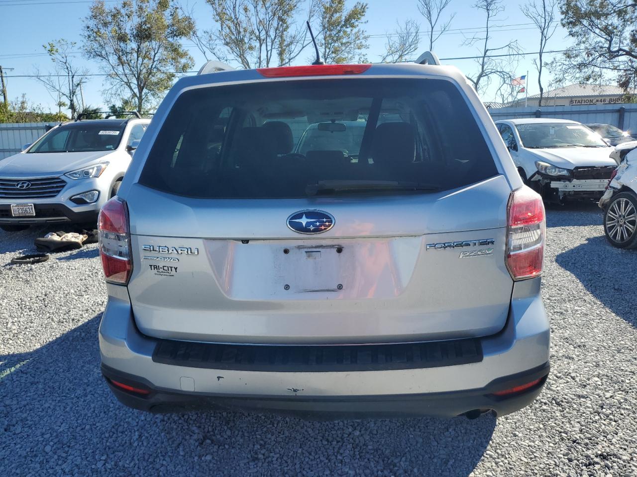 Lot #2995757499 2015 SUBARU FORESTER 2