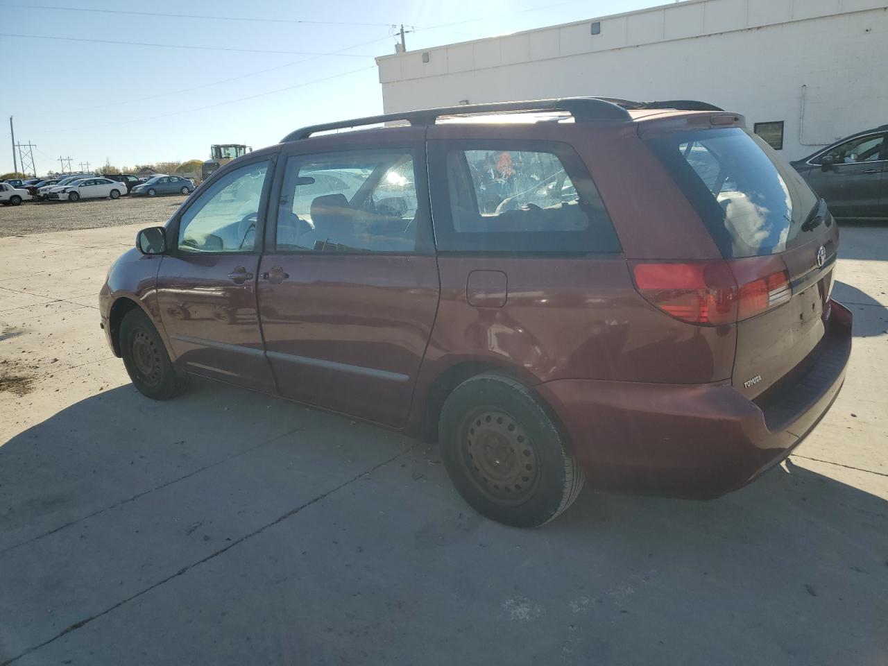 Lot #2989277683 2004 TOYOTA SIENNA CE