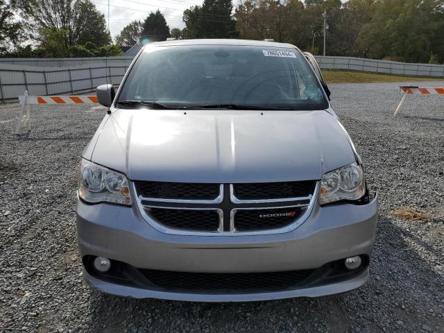 VIN 2C4RDGCG2JR324717 2018 DODGE CARAVAN no.5