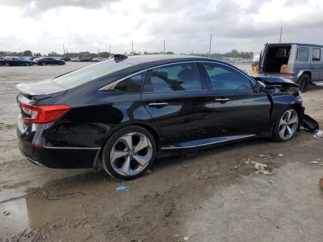 2018 HONDA ACCORD TOU 1HGCV1F95JA120660