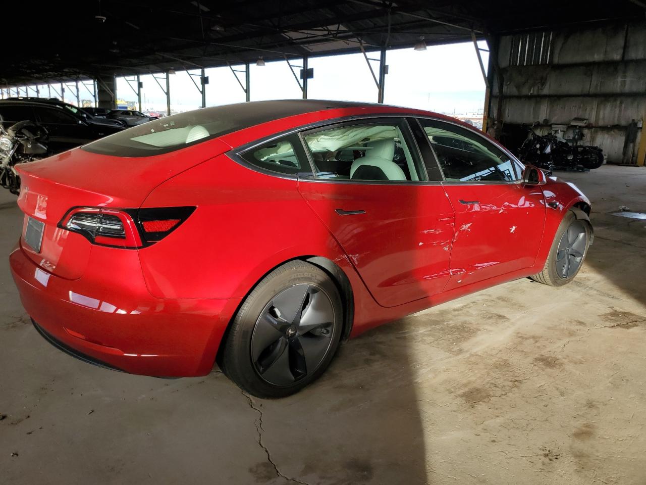 Lot #3050322917 2019 TESLA MODEL 3