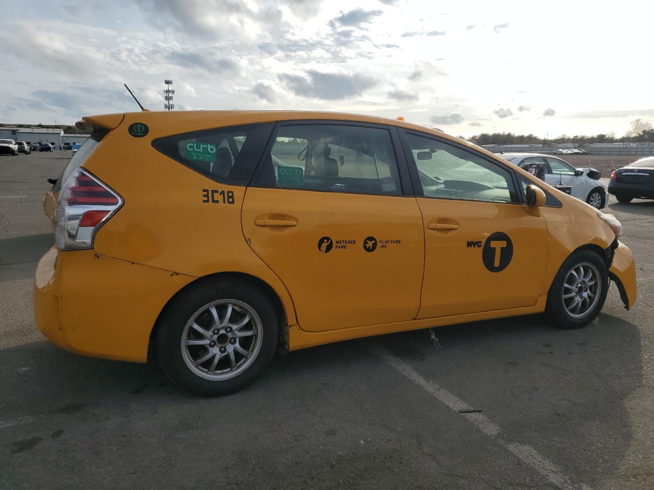 Lot #2954649442 2016 TOYOTA PRIUS V