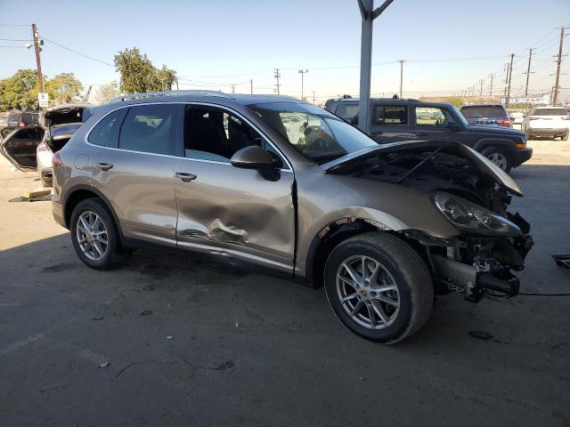 VIN WP1AA2A26GKA10073 2016 PORSCHE CAYENNE no.4