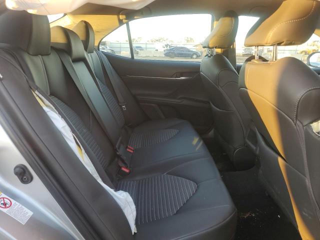 2018 TOYOTA CAMRY L - 4T1B11HK9JU094158