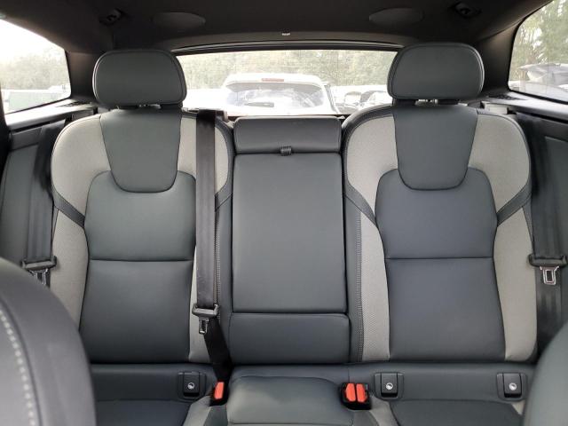 2022 VOLVO XC60 T8 RE YV4H60DM5N1032035