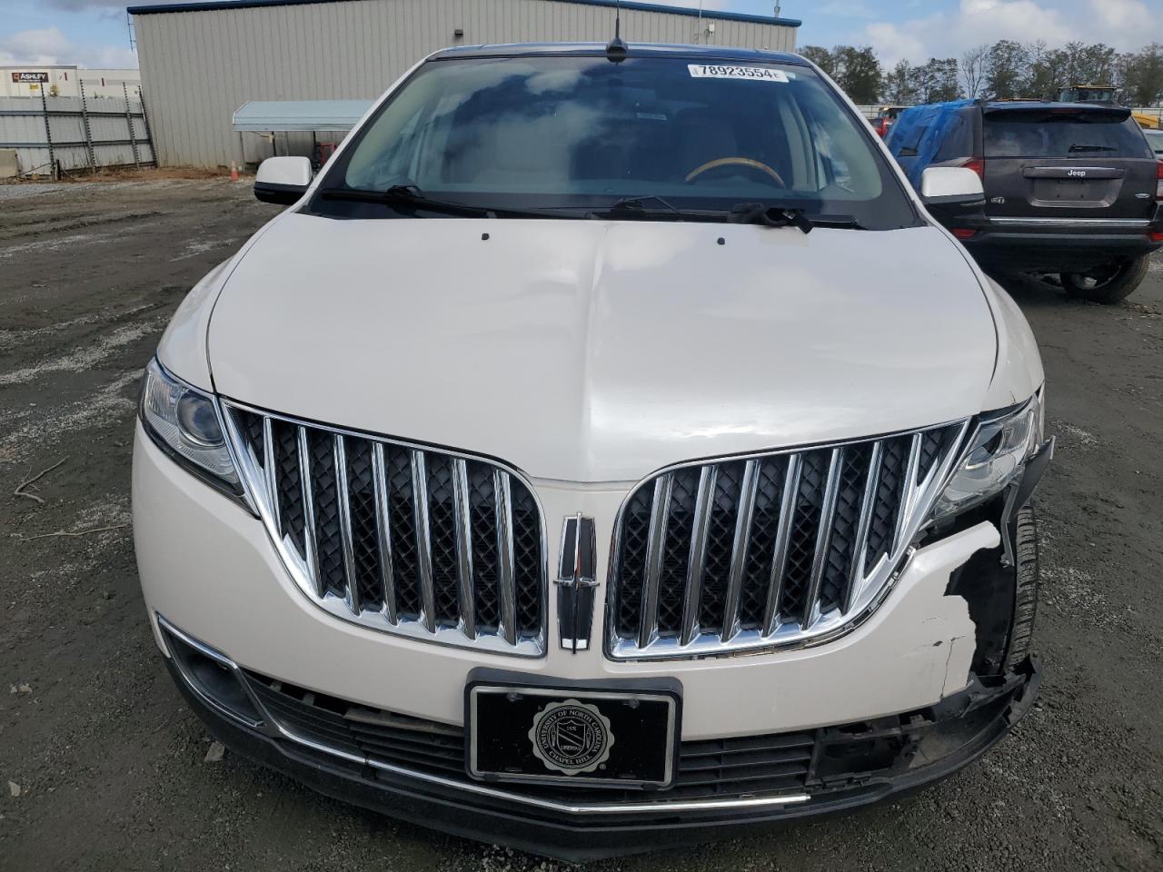 Lot #2970004959 2013 LINCOLN MKX