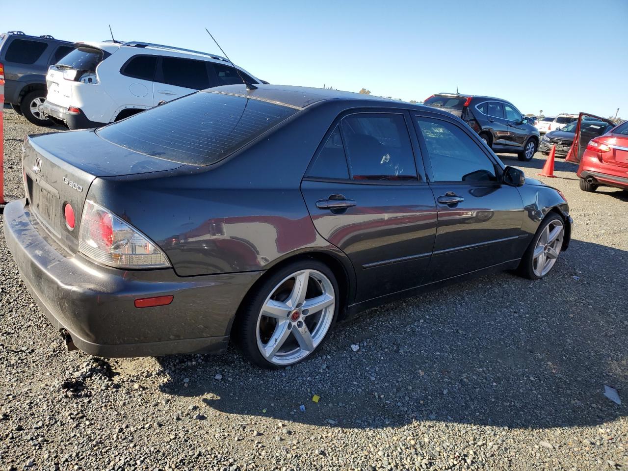 Lot #3009209274 2001 LEXUS IS 300