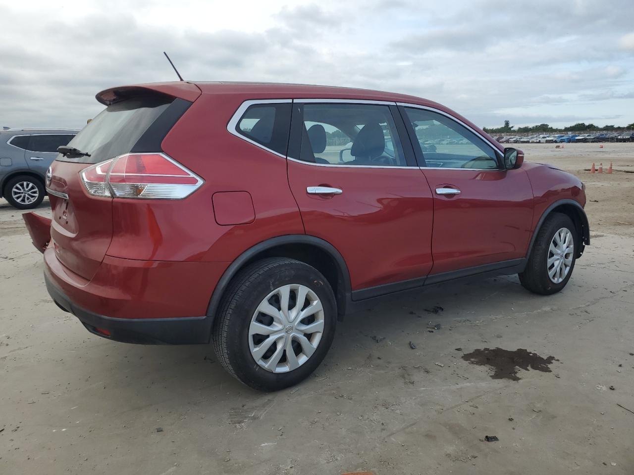 Lot #2994203343 2015 NISSAN ROGUE S