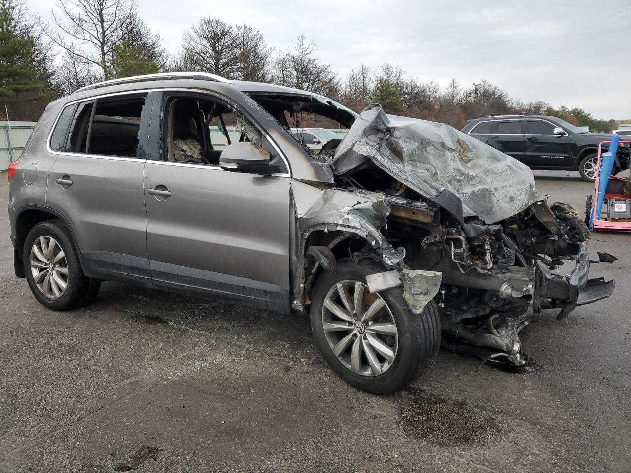 Lot #3034284118 2011 VOLKSWAGEN TIGUAN S