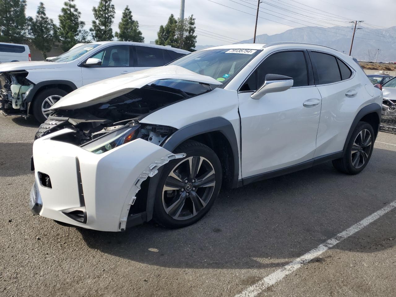 Lot #2986371173 2019 LEXUS UX 200