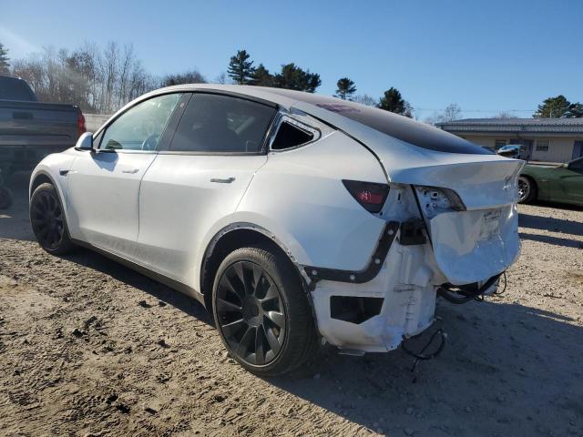 2022 TESLA MODEL Y - 7SAYGAEE6NF378392