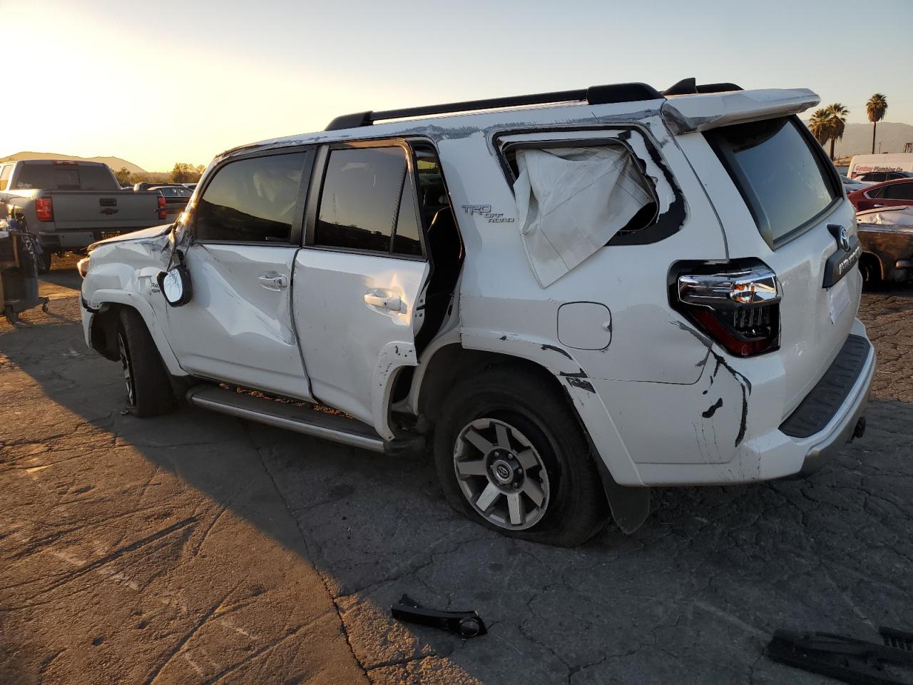 Lot #2991366909 2022 TOYOTA 4RUNNER SR