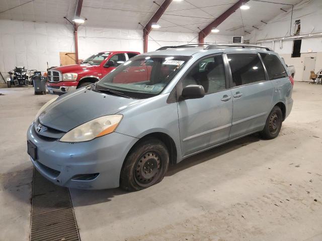 TOYOTA SIENNA CE