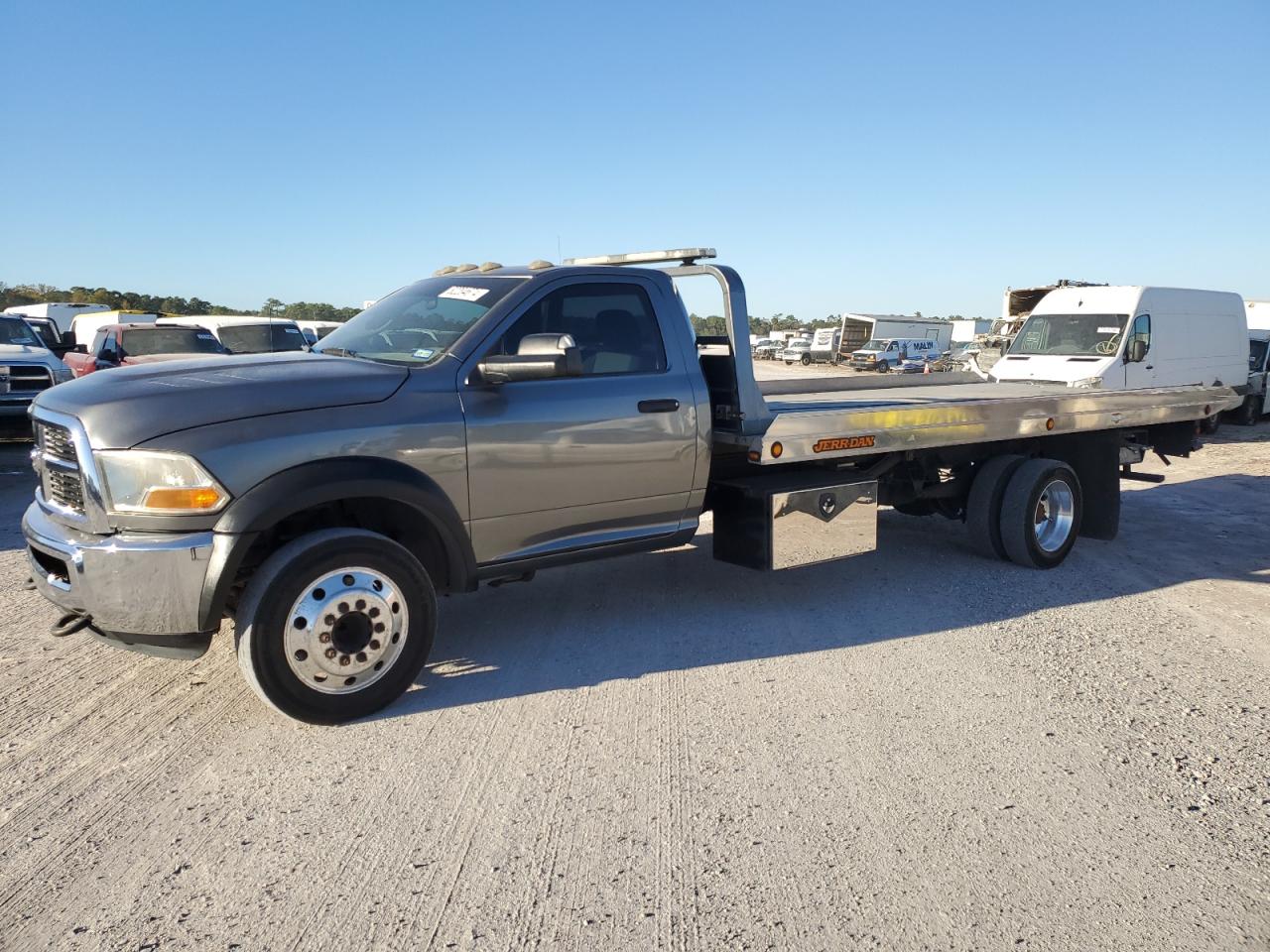 Lot #2996322404 2011 DODGE RAM 5500 S