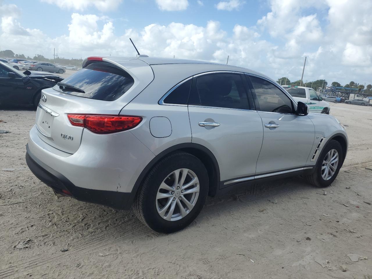 Lot #2969730283 2017 INFINITI QX70